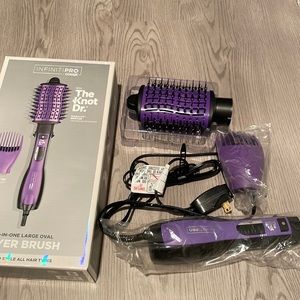 INFINITIPRO BY CONAIR The Knot Dr. All-in-One Dryer Brush and Volumizer